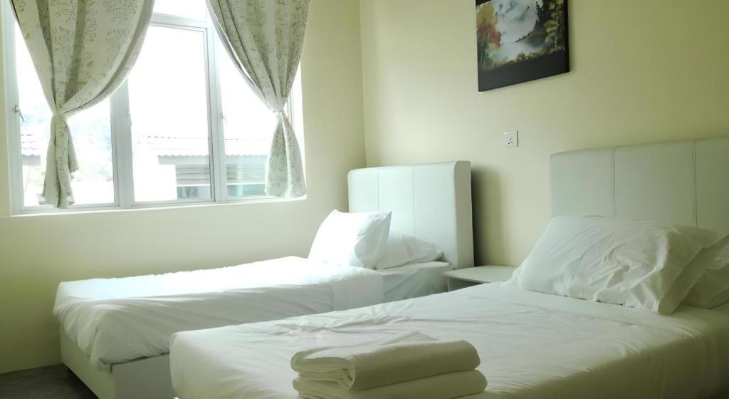 Hotel Pangkor Mutiara Kampong Pasir Bogak Extérieur photo